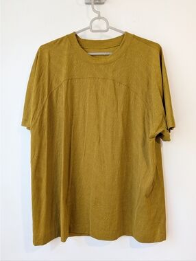 Lululemon Relaxed Fit Training Tee In Gold Spice